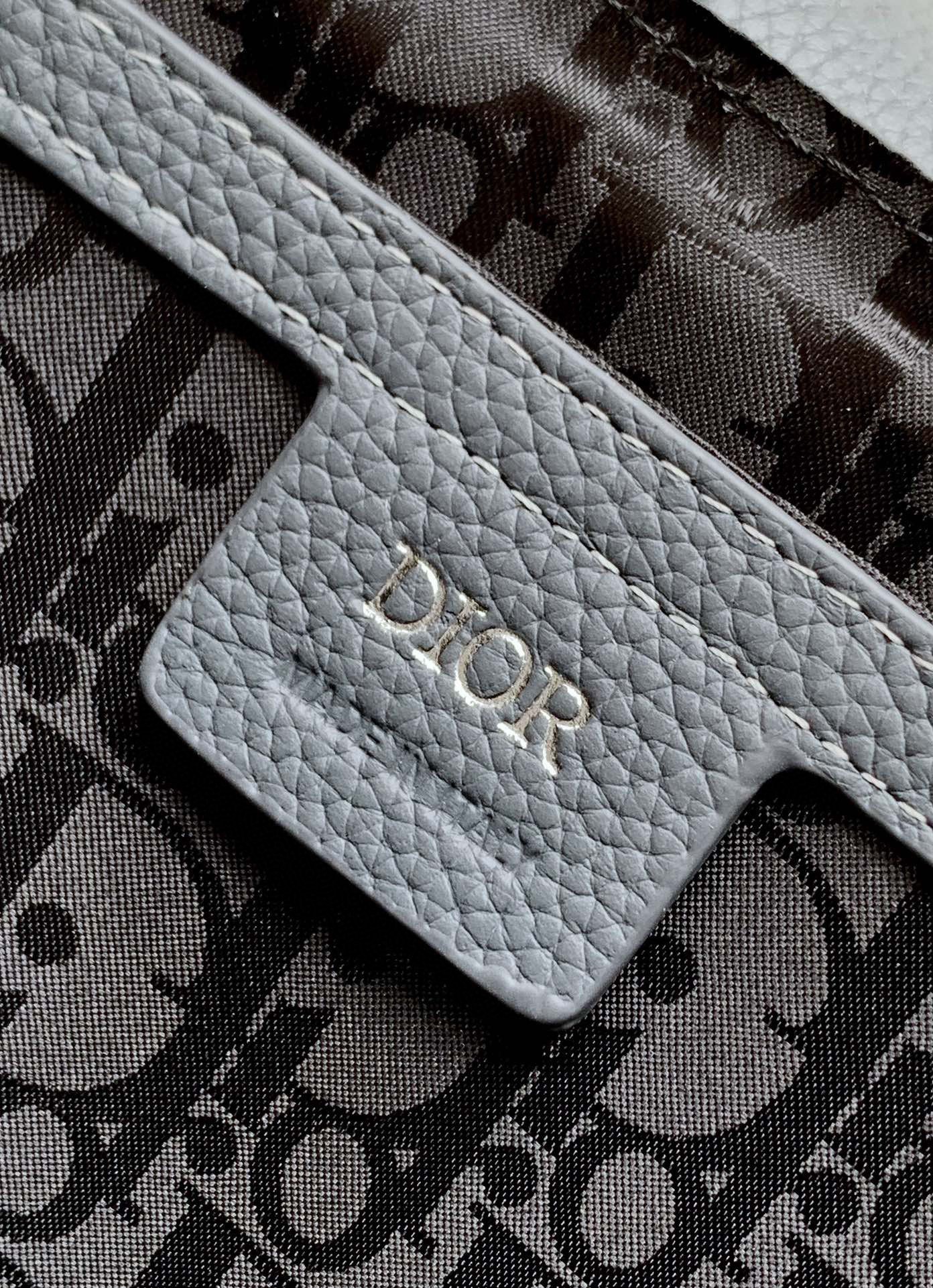 Dior Men's Small Saddle Messenger Bag in Grey Grained Calfskin