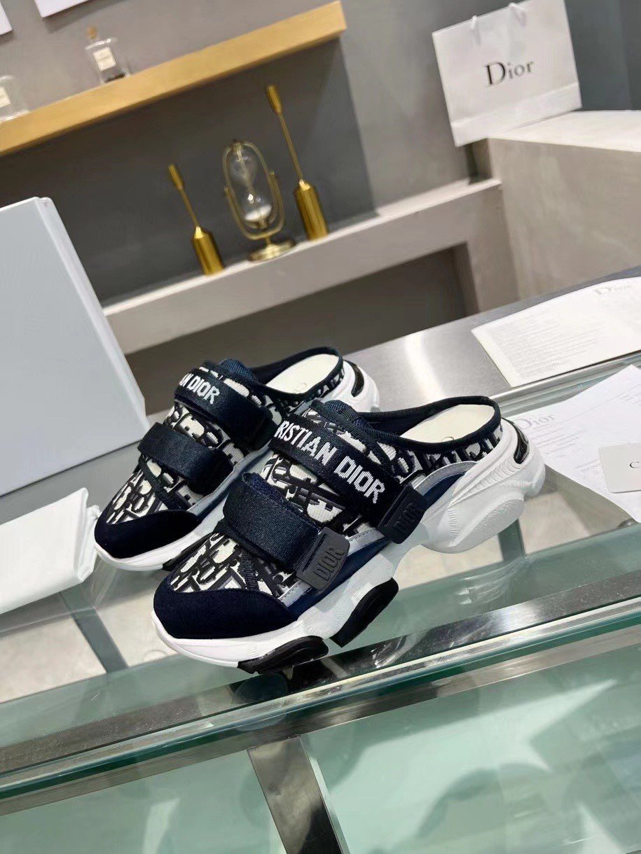 Dior D-Wander Open Back Sneakers In Blue Oblique Fabric