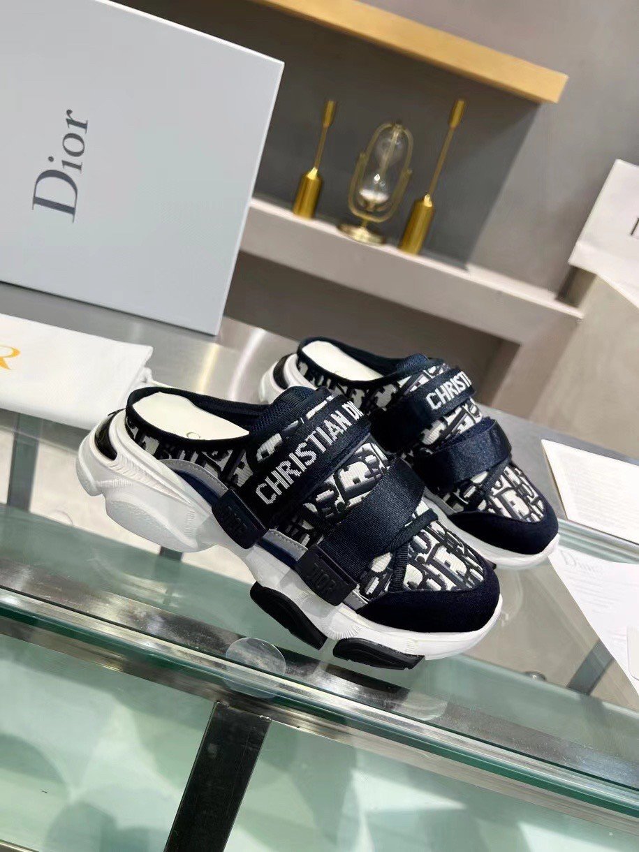 Dior D-Wander Open Back Sneakers In Blue Oblique Fabric