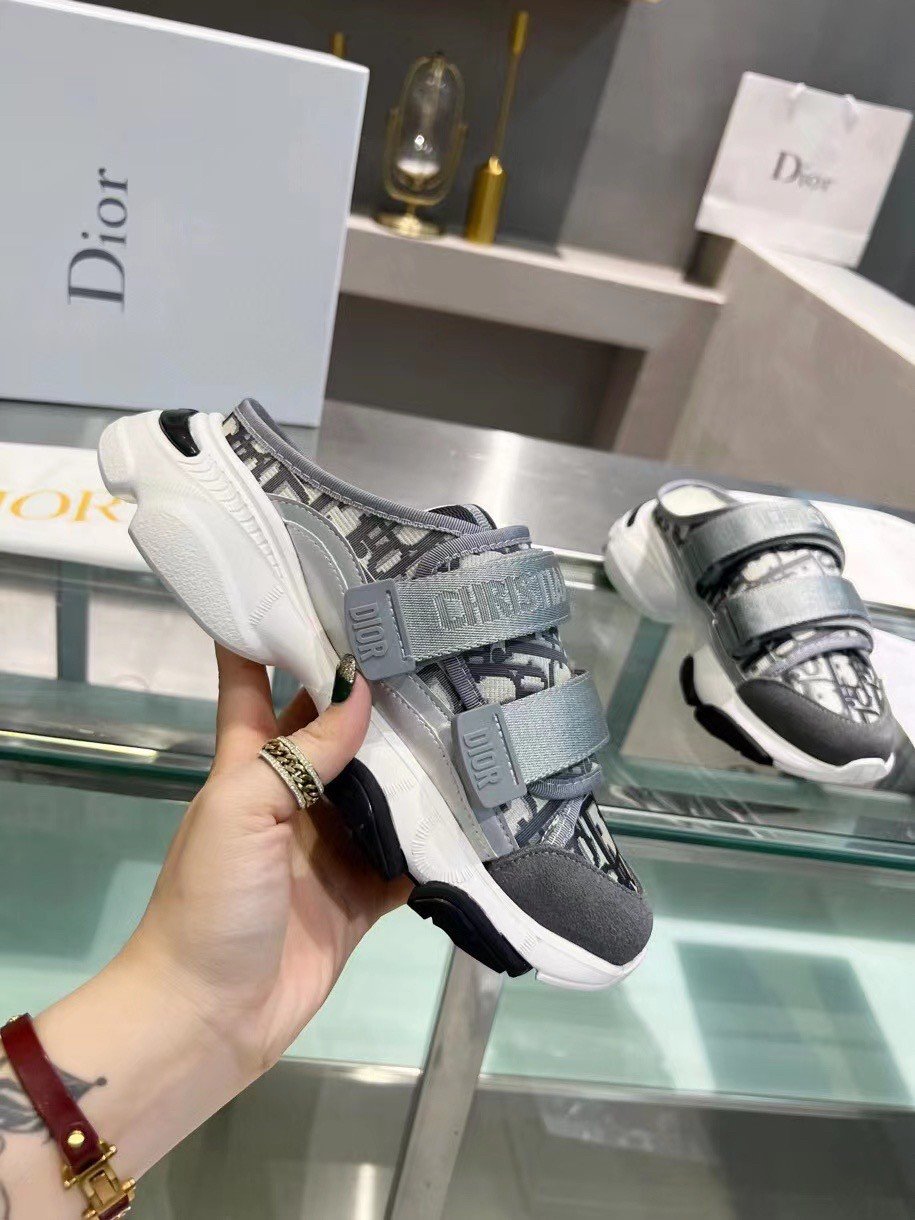 Dior D-Wander Open Back Sneakers In Grey Oblique Fabric