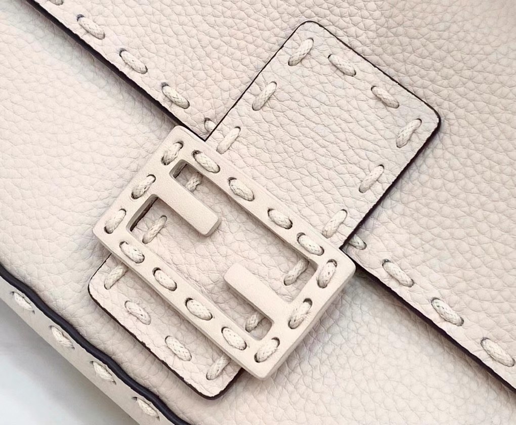 Fendi Medium Baguette Bag In White Grained Leather