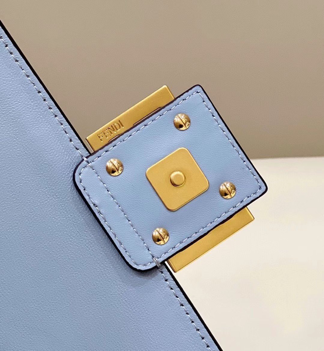 Fendi Baguette Chain Midi Bag In Blue Nappa Leather