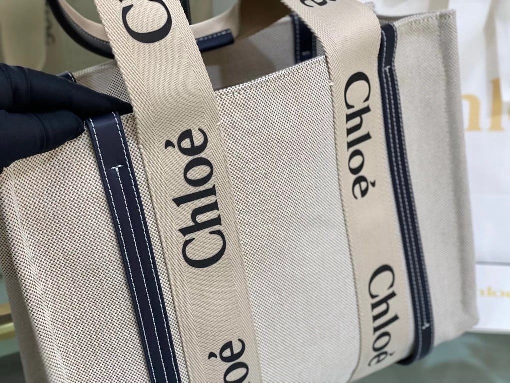 Chloe Medium Woody Tote Bag in Canvas with Blue Leather Strips