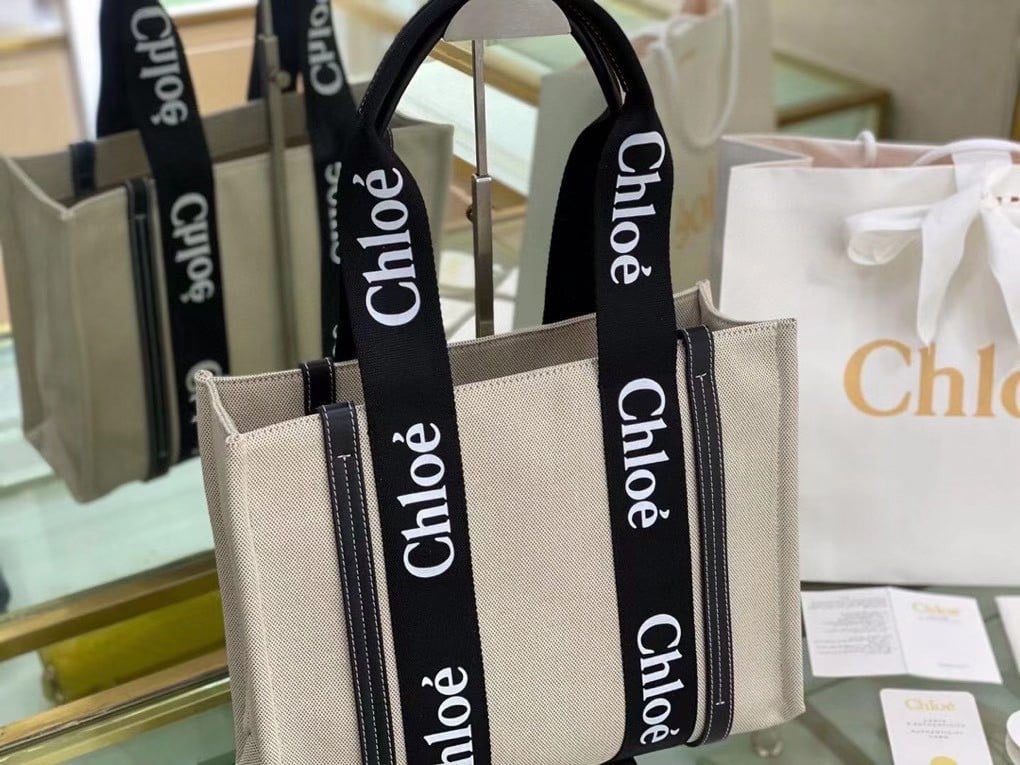 Chloe Medium Woody Tote Bag in Canvas with Black Leather Strips