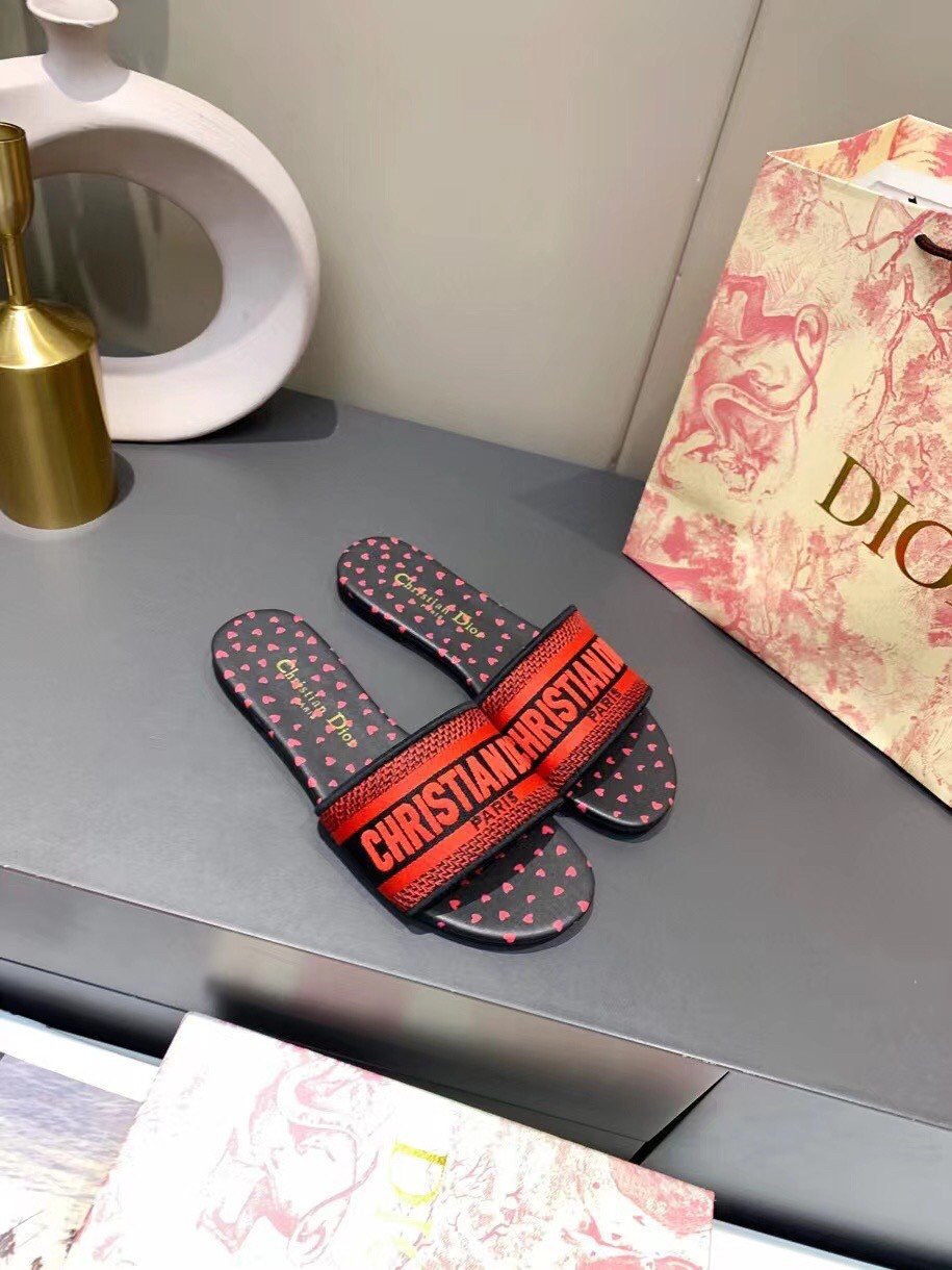 Dior Dway Slides In Hearts I Love Paris Embroidered Cotton