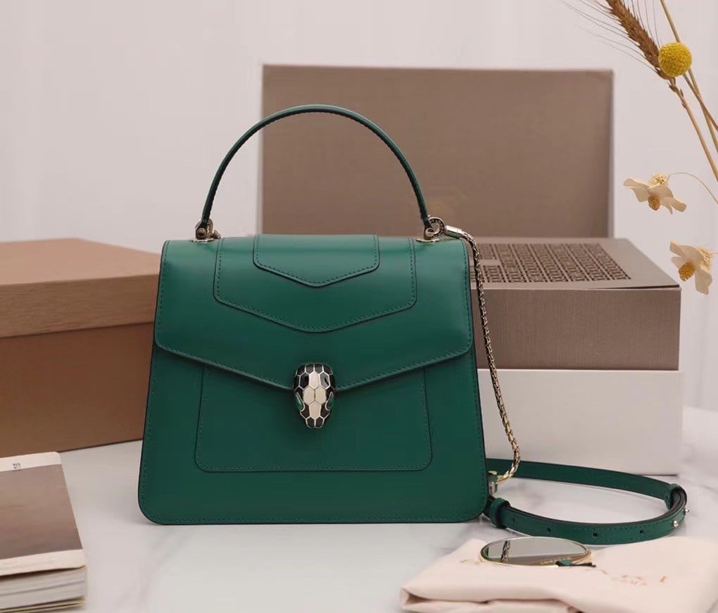 Bvlgari Serpenti Forever Medium Bag In Green Calfskin