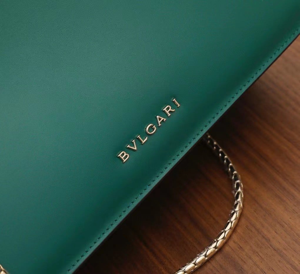 Bvlgari Serpenti Forever Medium Shoulder Bag In Green Calfskin