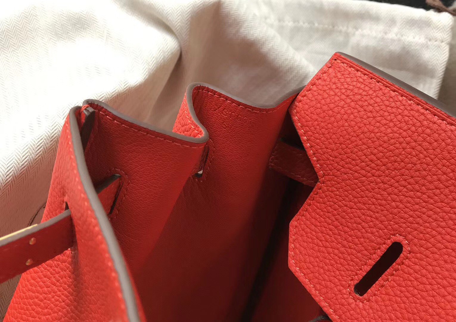 Hermes Birkin 35 Bag in Red Clemence Leather with GHW