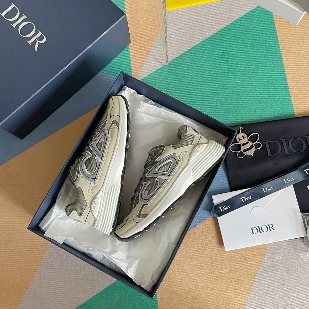 Dior Men's B30 Sneakers In Green Mesh and Ivory Fabric