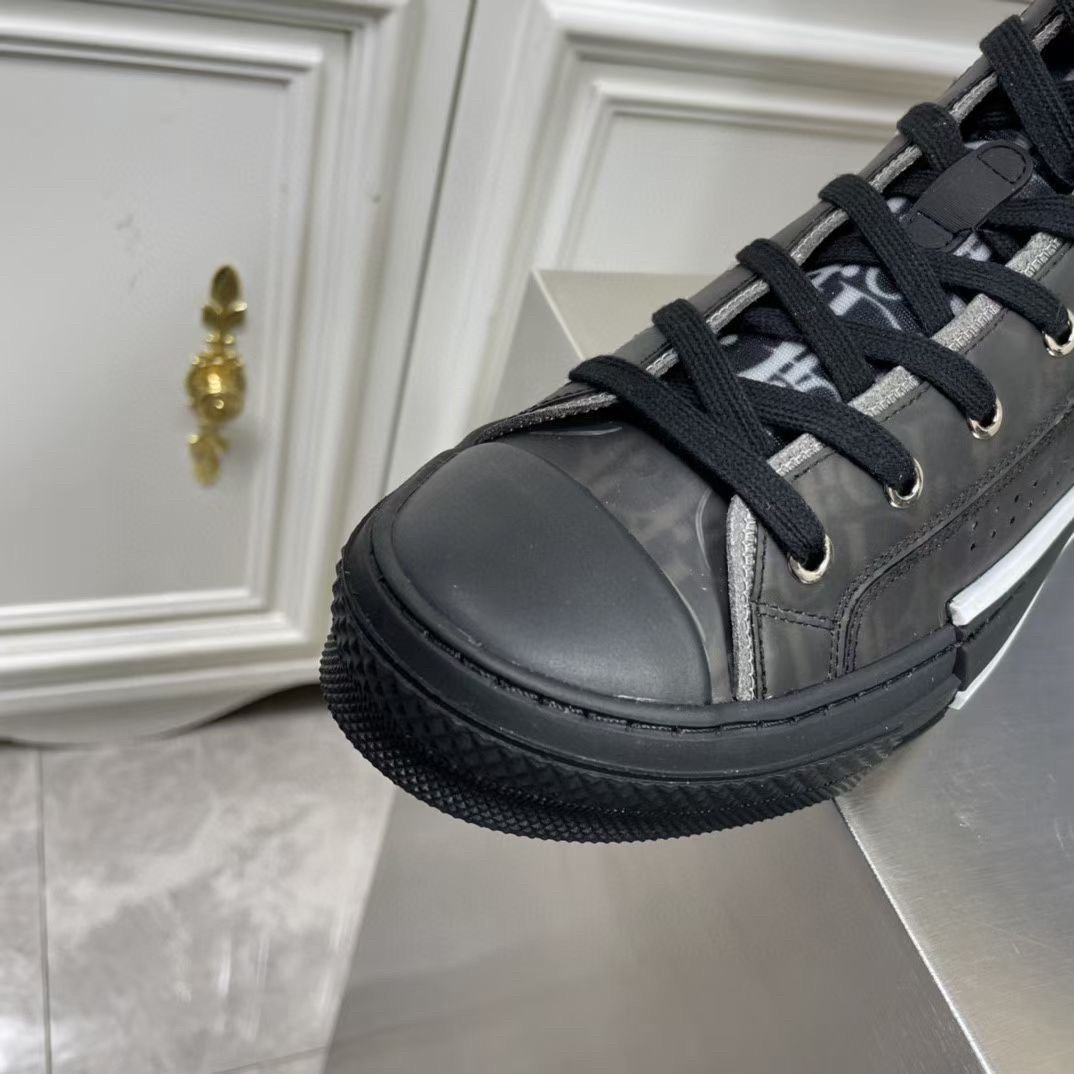 Dior Men's B23 High-top Sneakers In Black Oblique Canvas