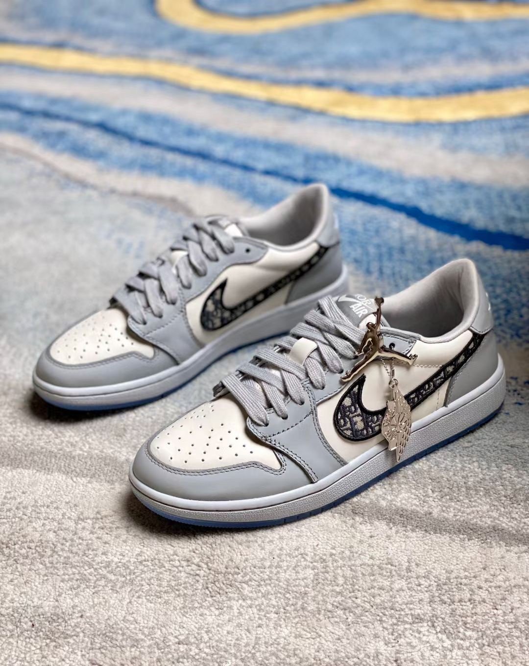 Dior x Nike Air Jordan 1 Low-top Sneakers