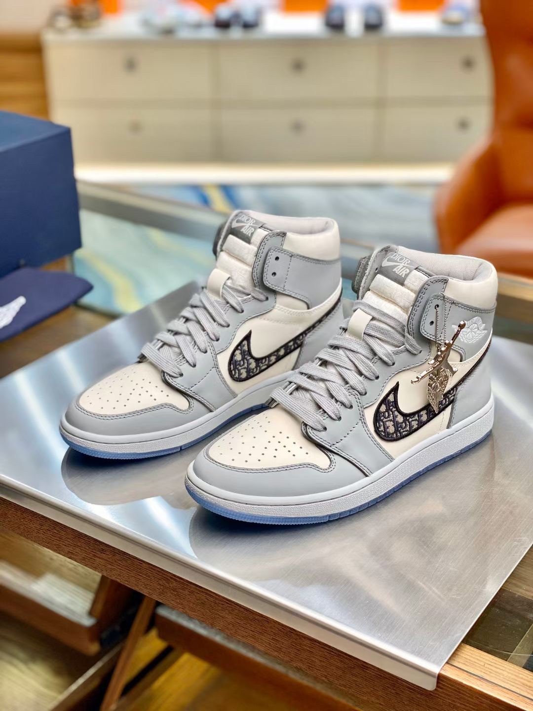 Dior x Nike Air Jordan 1 High-top Sneakers