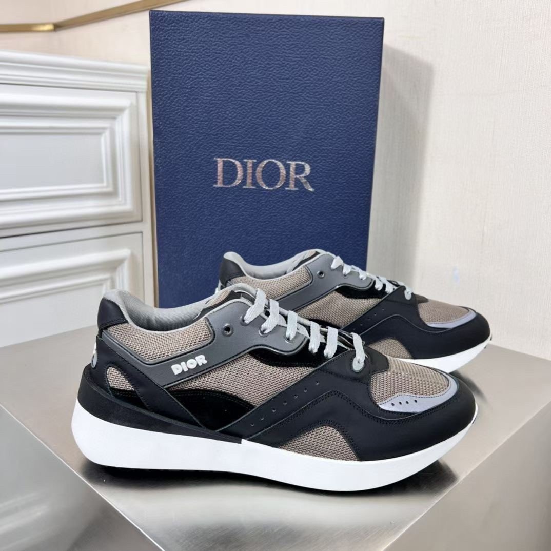 Dior Men's B29 Sneakers In Gray Mesh and Black Suede