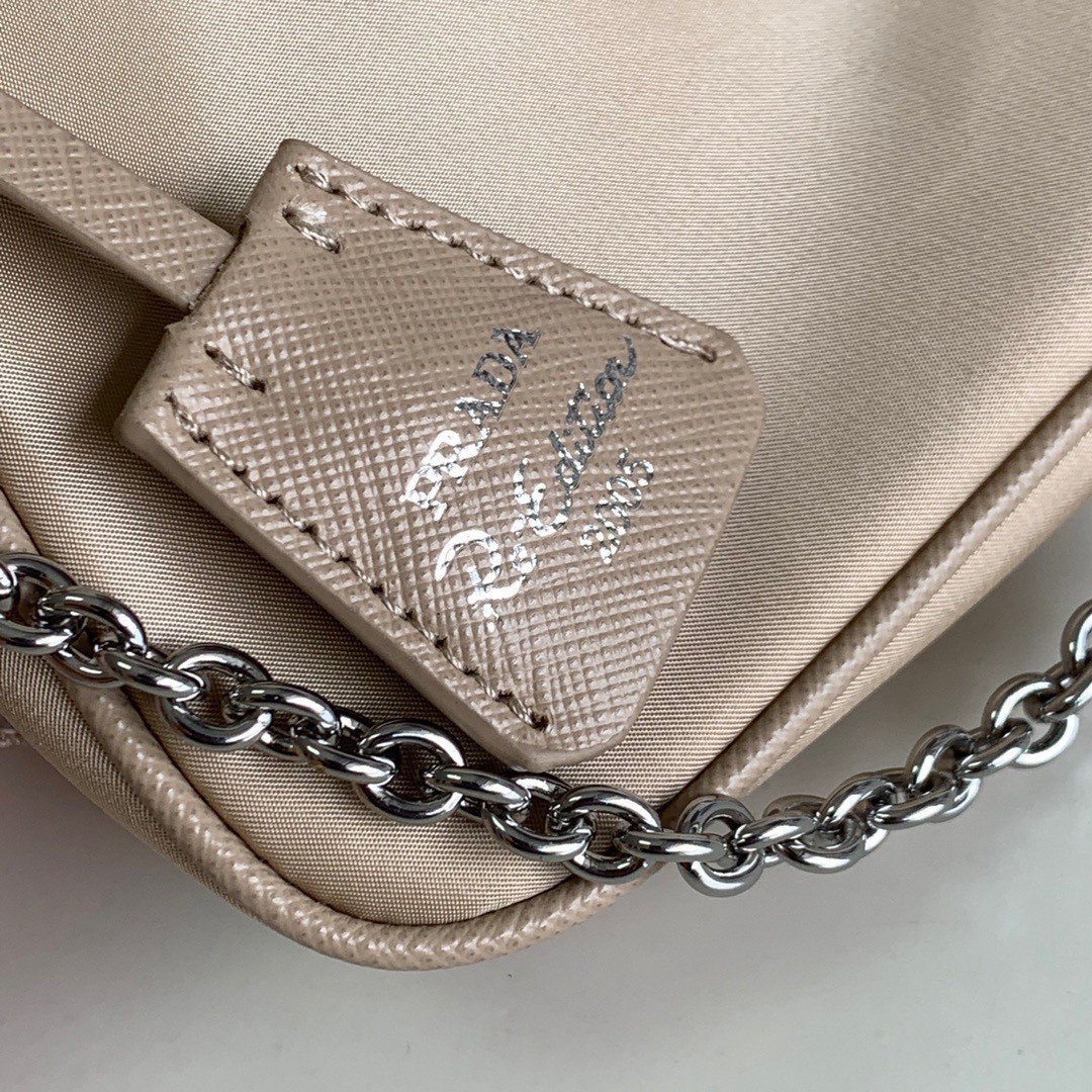 Prada Re-Edition 2005 Shoulder Bag In Beige Re-Nylon