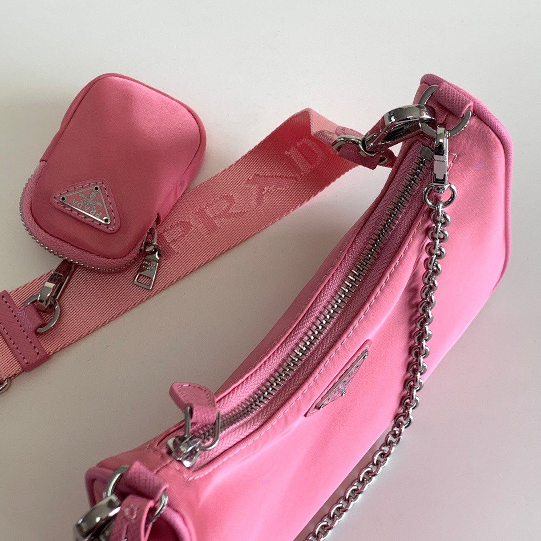 Prada Re-Edition 2005 Shoulder Bag In Pink Re-Nylon