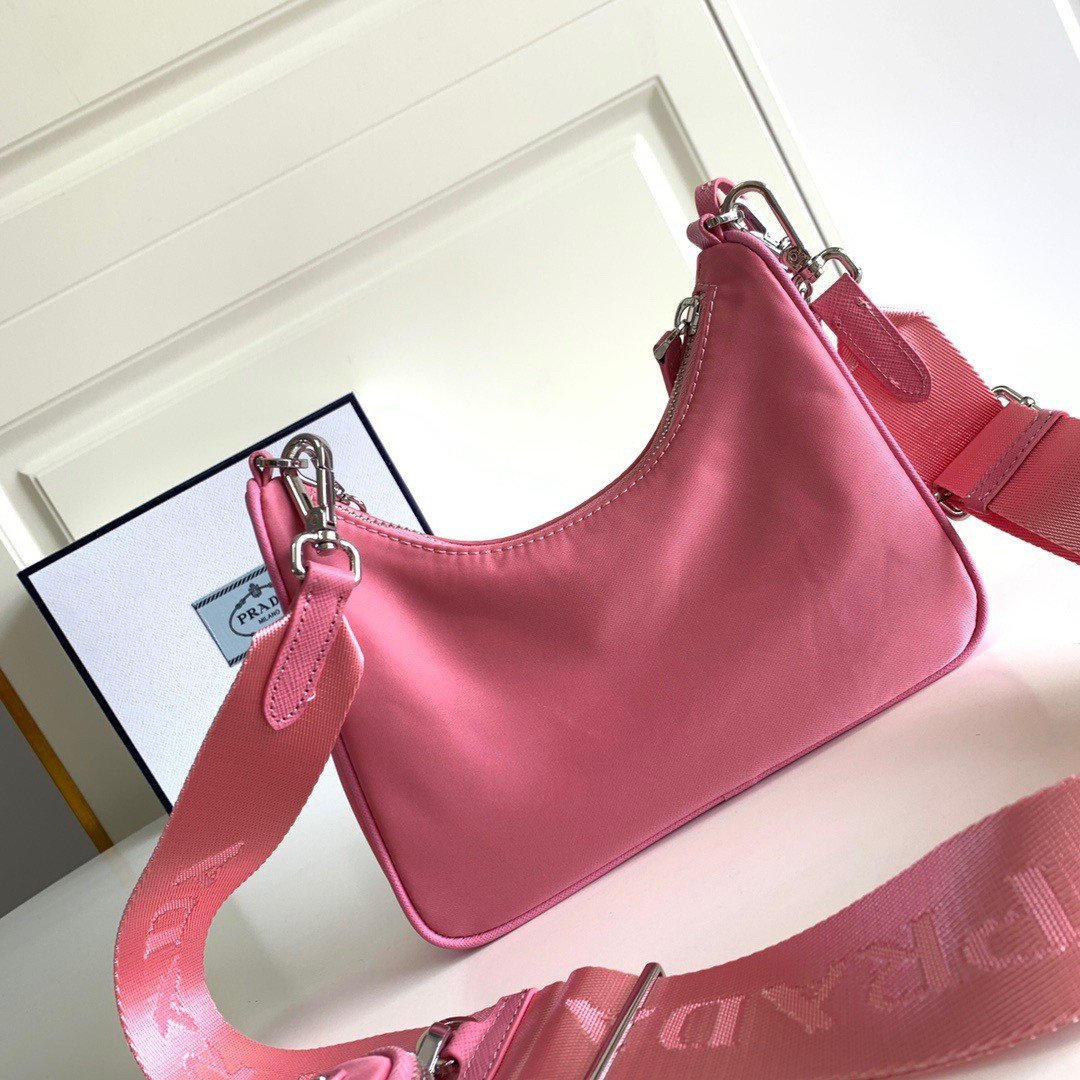 Prada Re-Edition 2005 Shoulder Bag In Pink Re-Nylon