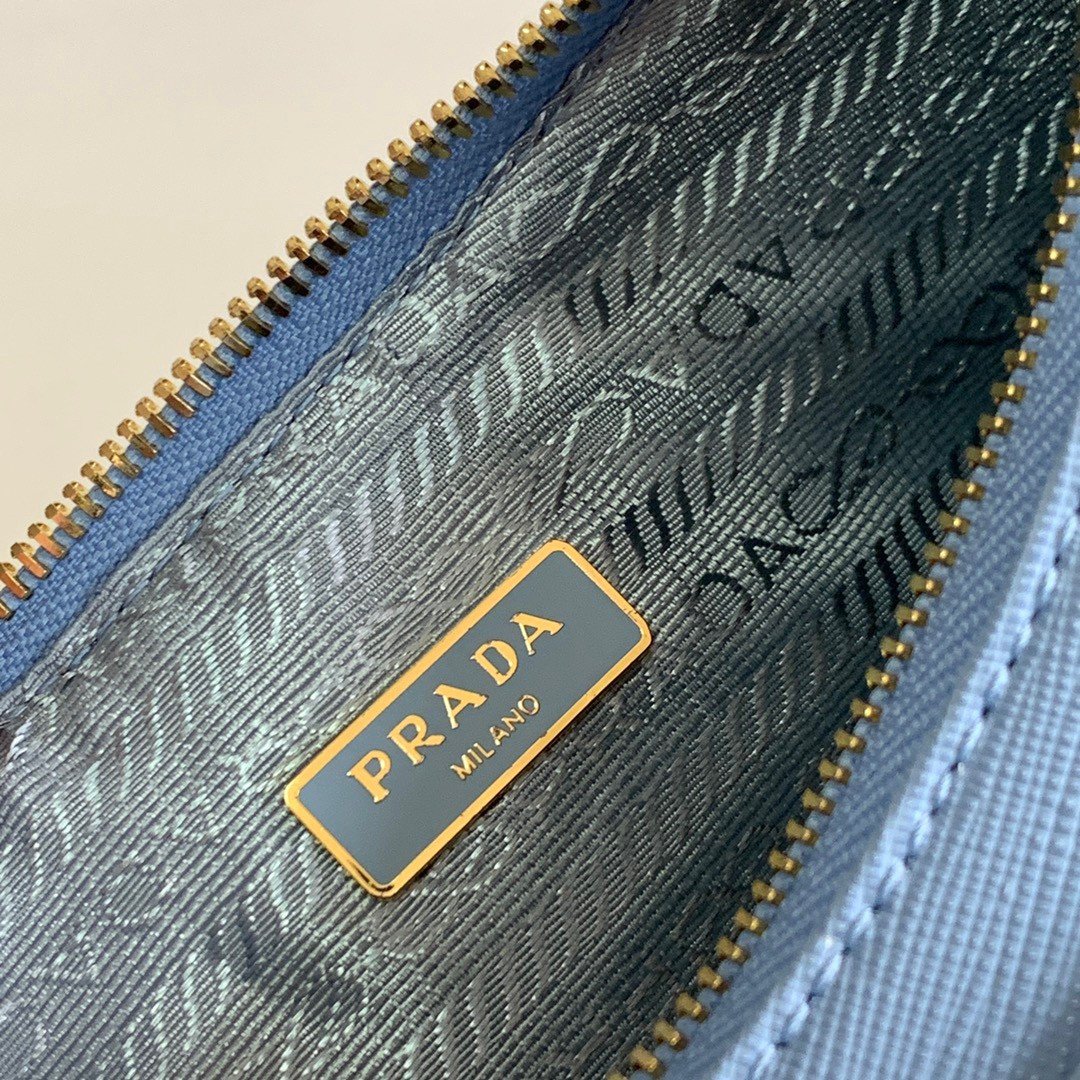 Prada Re-Edition 2005 Shoulder Bag In Blue Saffiano Leather