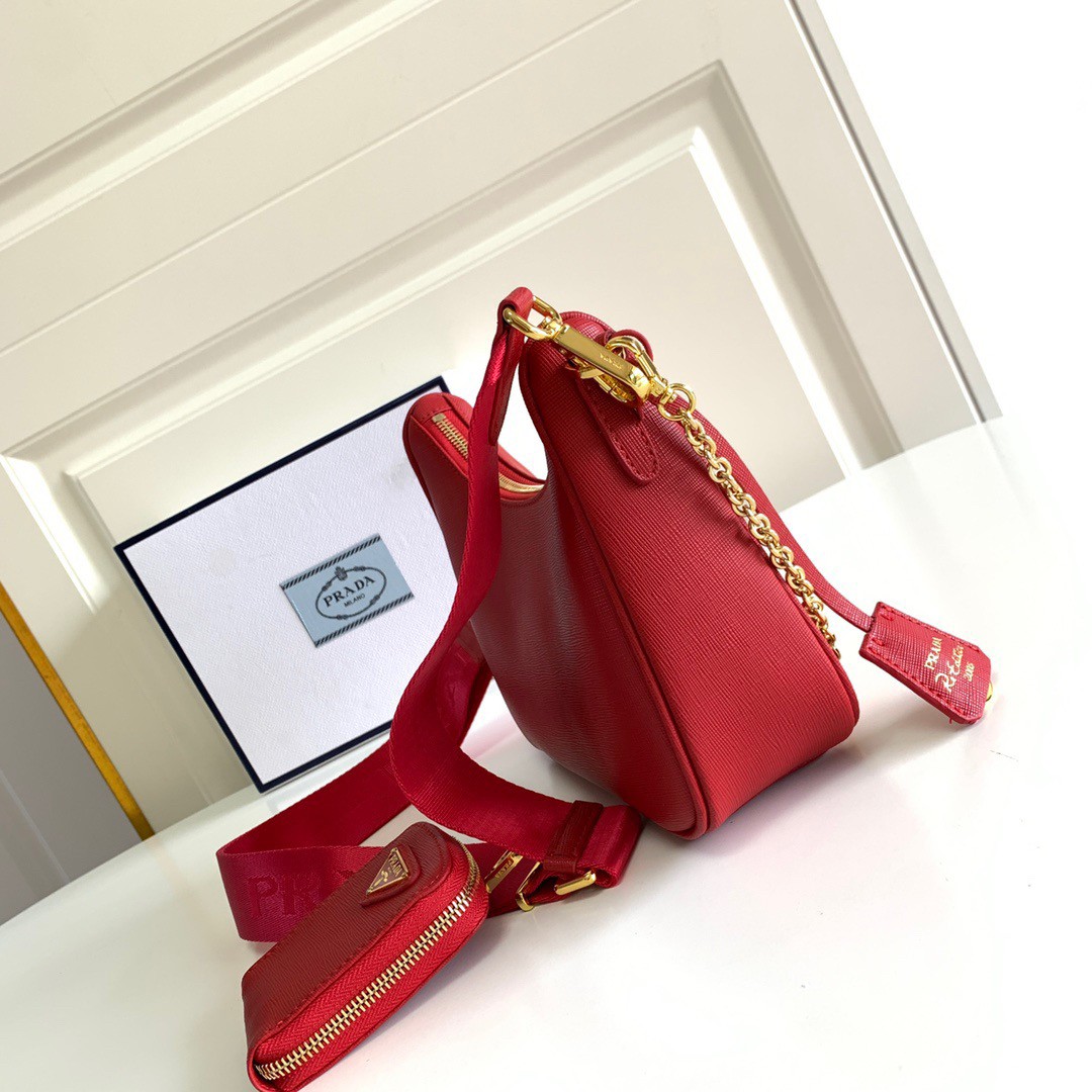 Prada Re-Edition 2005 Shoulder Bag In Red Saffiano Leather