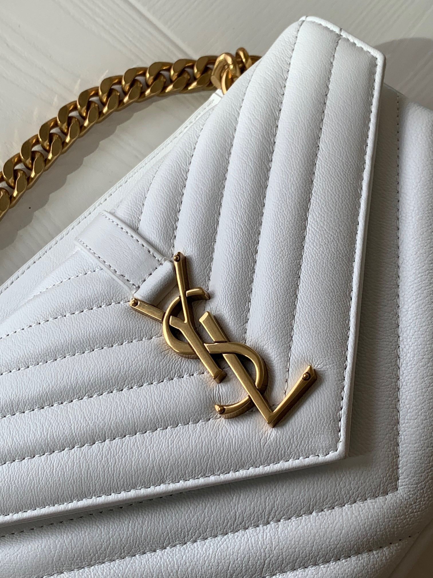 Saint Laurent College Medium Chain Bag In White Goatskin