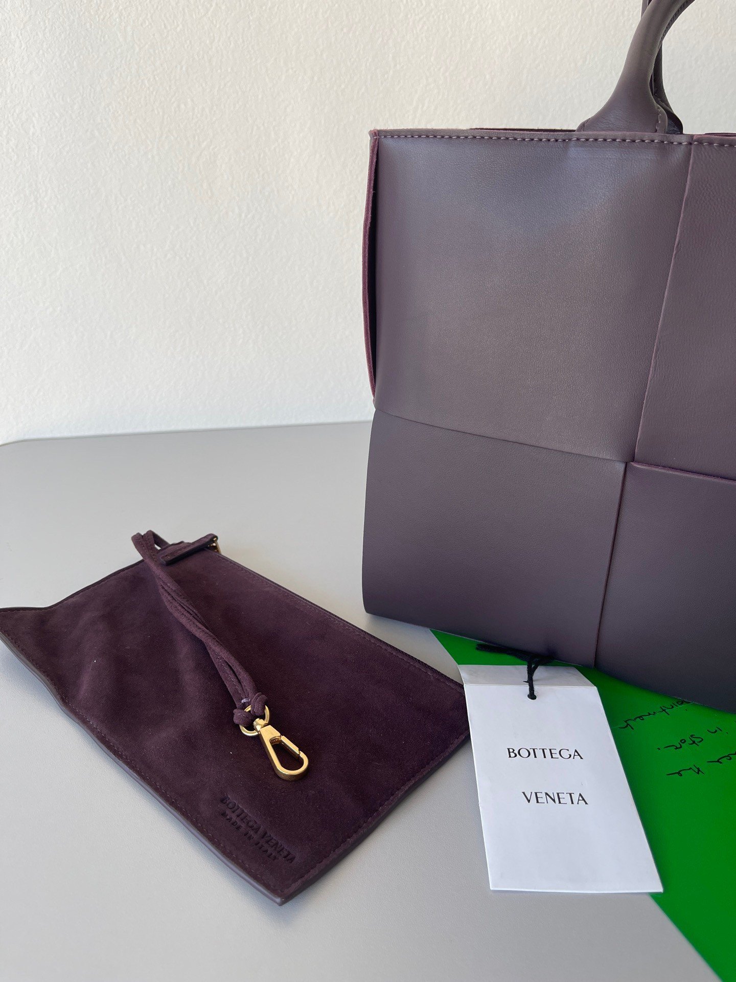 Bottega Veneta Arco Medium Tote In Fondant Intrecciato Lambskin