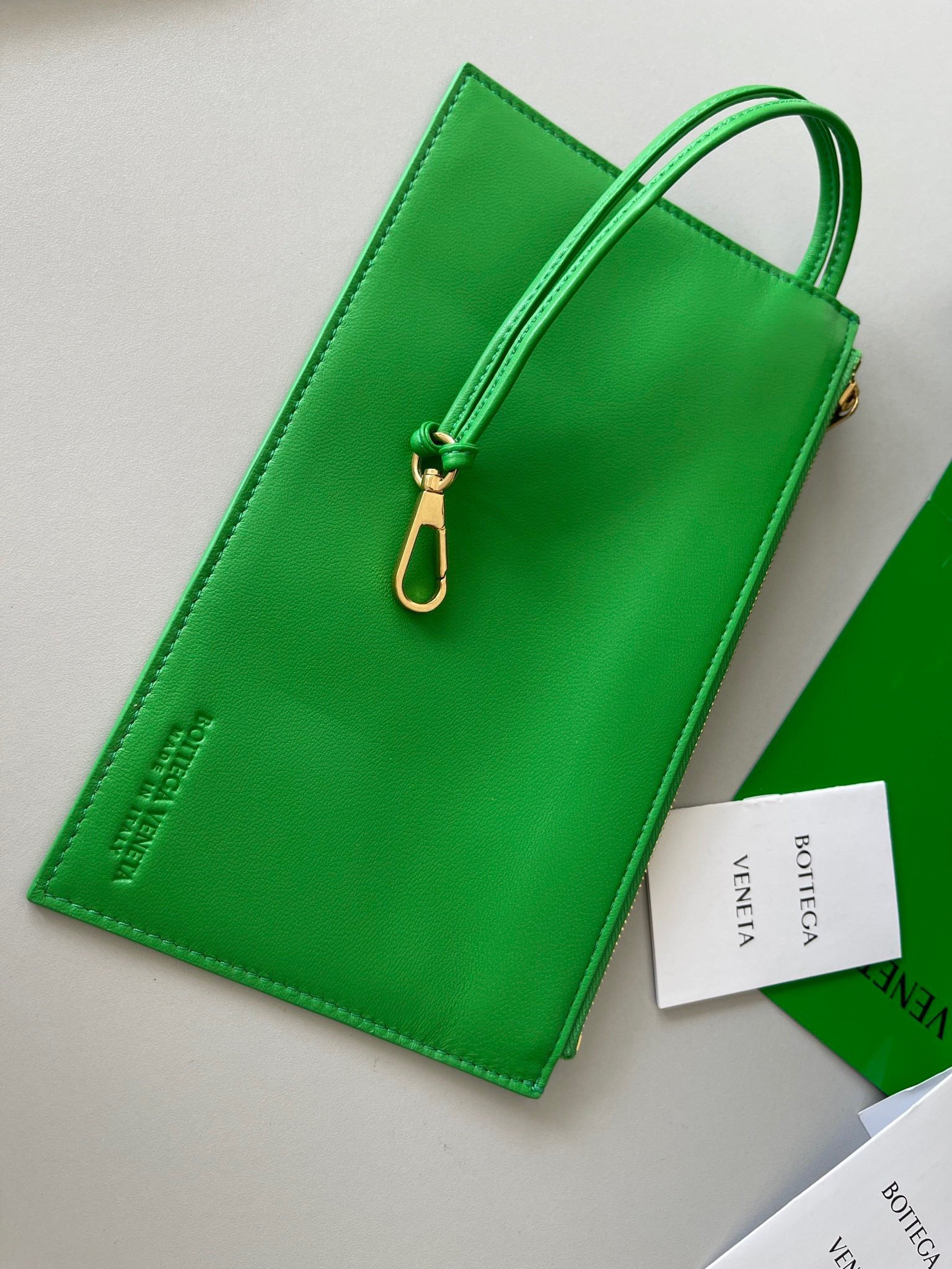 Bottega Veneta Arco Medium Tote In Green Intrecciato Lambskin