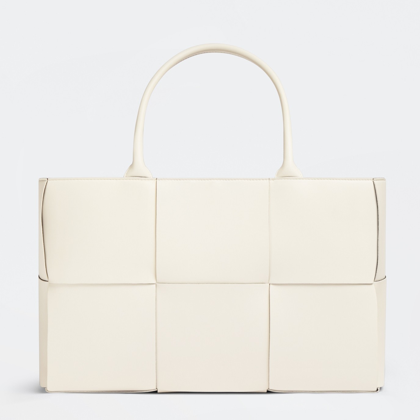 Bottega Veneta Arco Medium Tote In White Intrecciato Lambskin