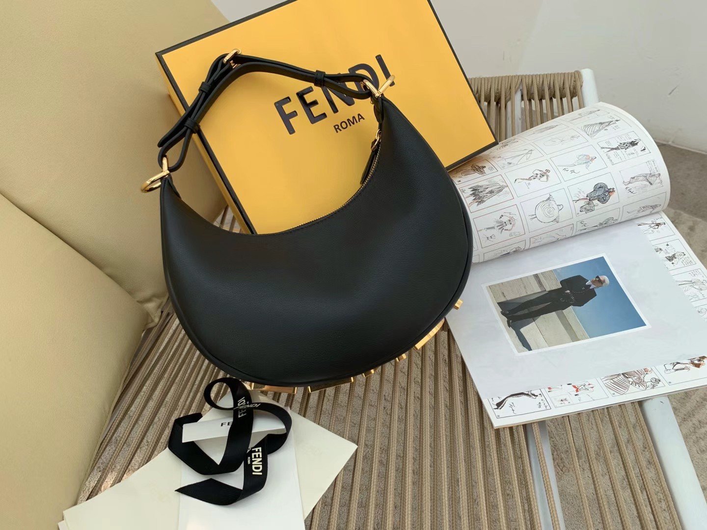 Fendi Fendigraphy Small Hobo Bag In Black Leather