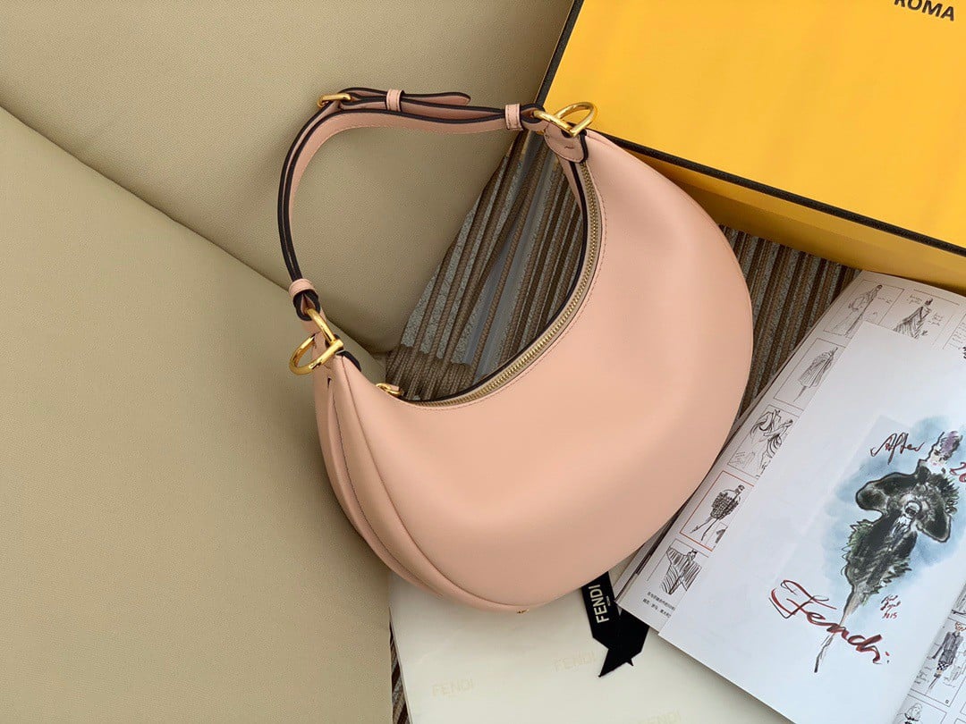 Fendi Fendigraphy Small Hobo Bag In Pink Leather