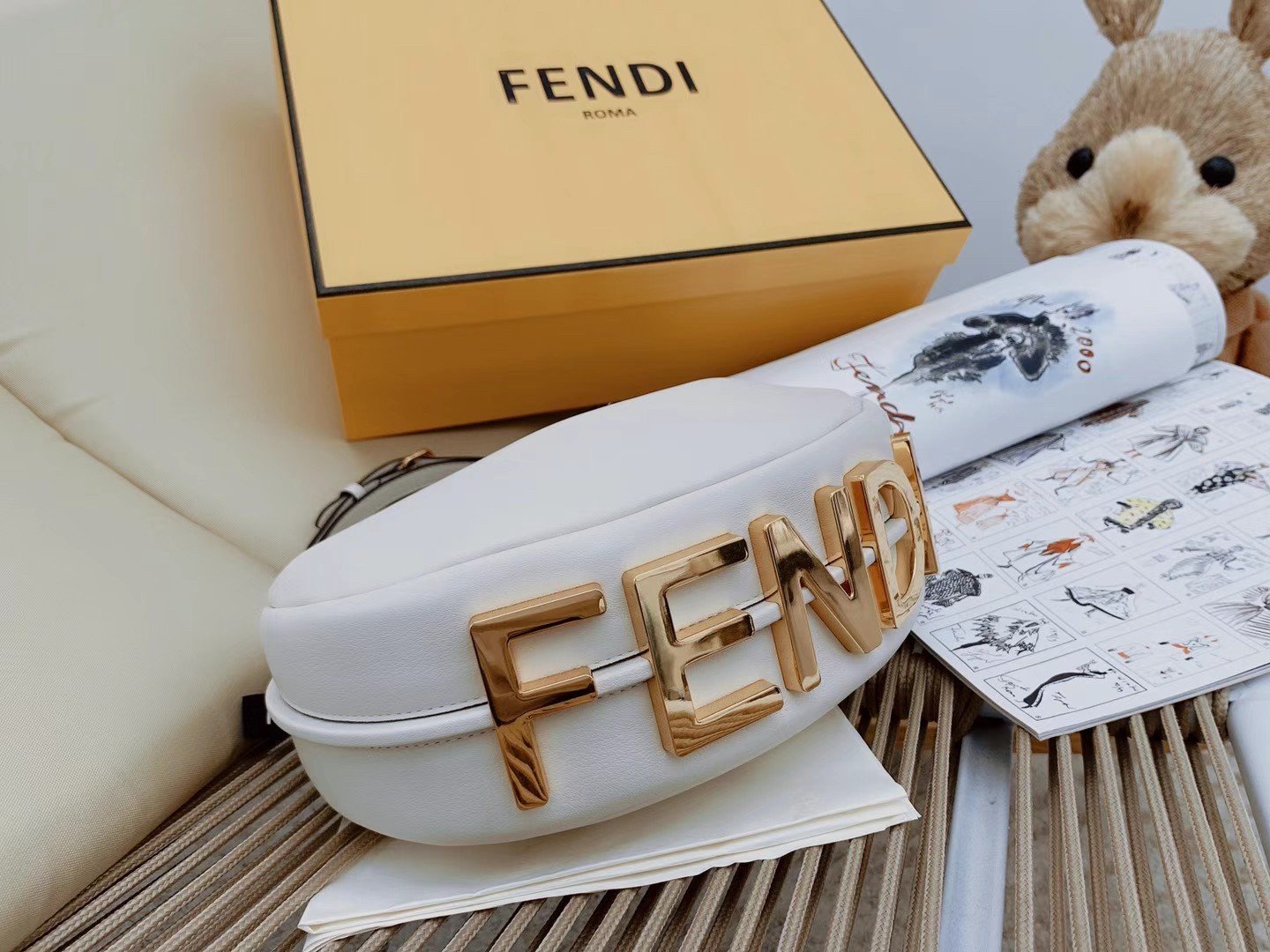 Fendi Fendigraphy Small Hobo Bag In White Leather