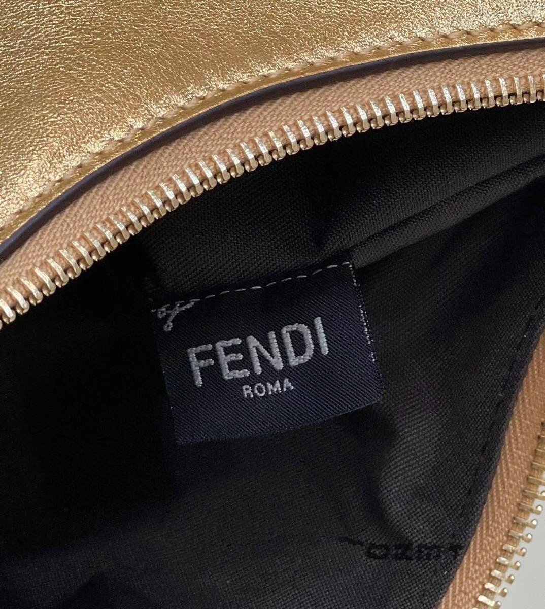 Fendi Fendigraphy Small Hobo Bag In Gold Metallic Leather