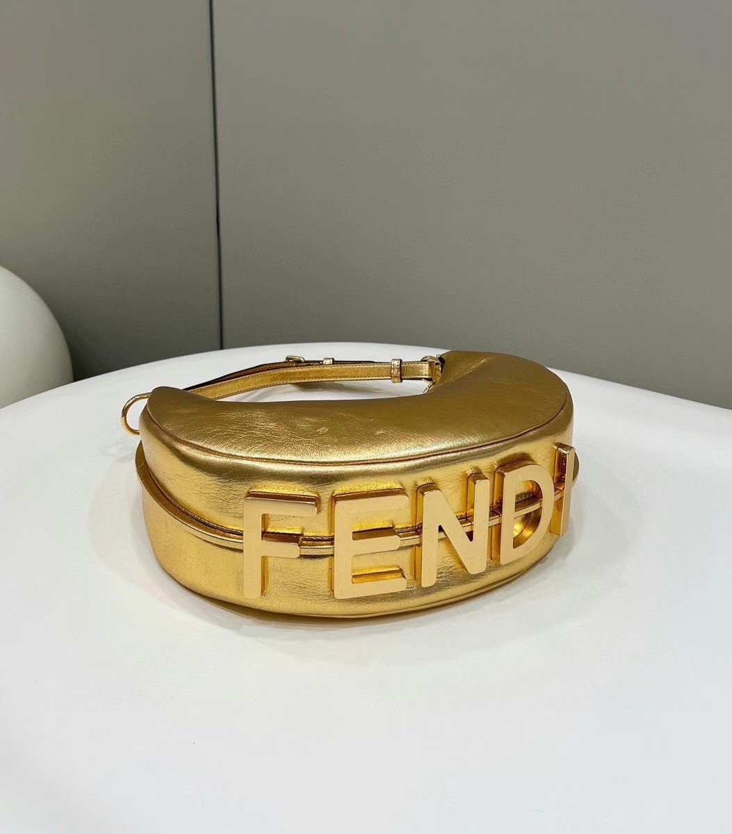 Fendi Fendigraphy Small Hobo Bag In Gold Metallic Leather