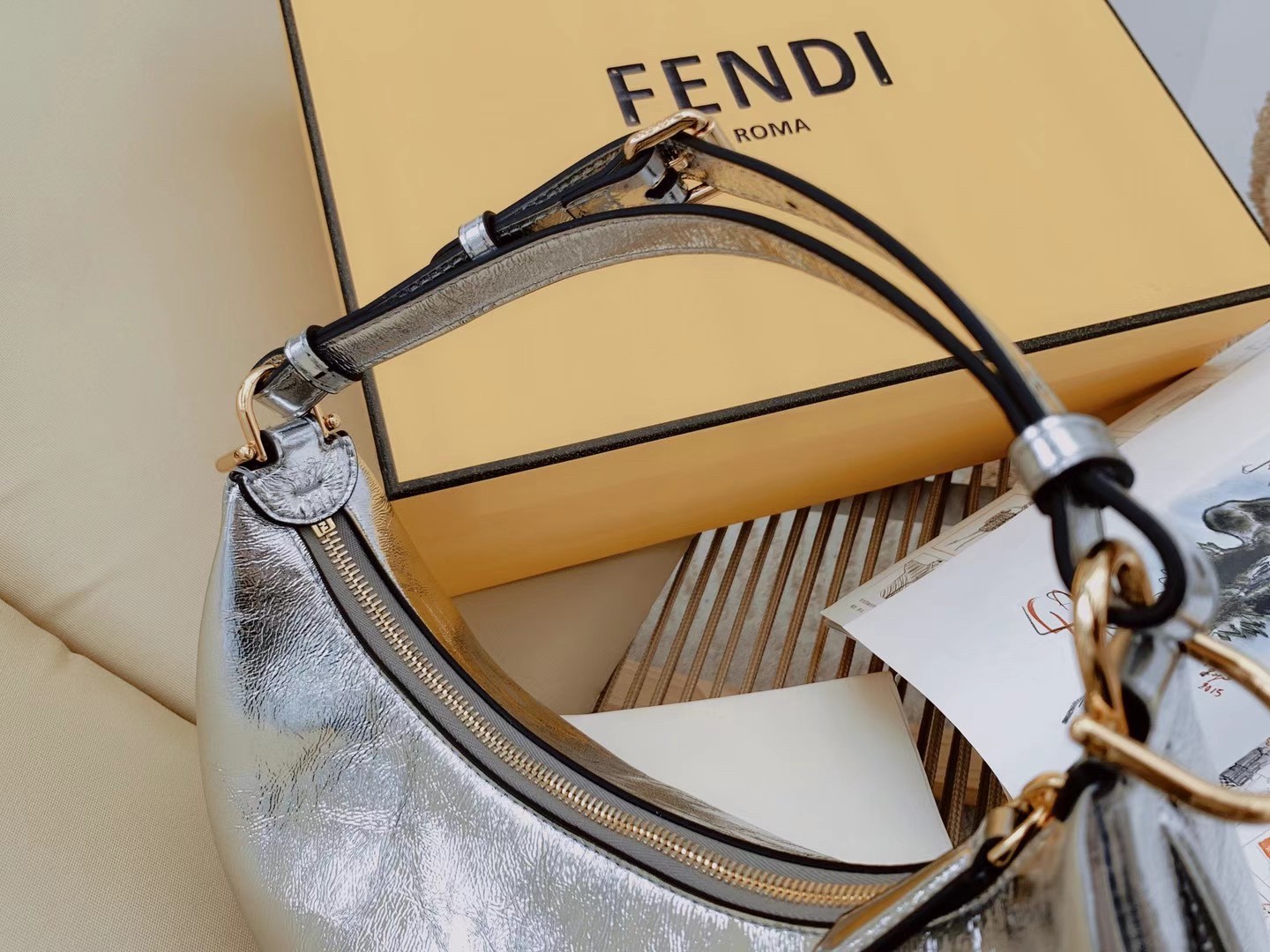 Fendi Fendigraphy Small Hobo Bag In Silver Metallic Leather