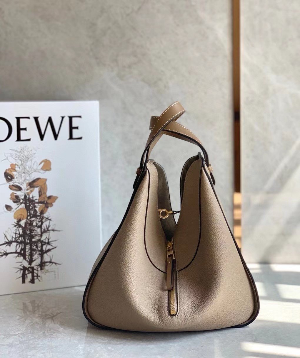 Loewe Small Hammock Bag In Sand Grained Leather