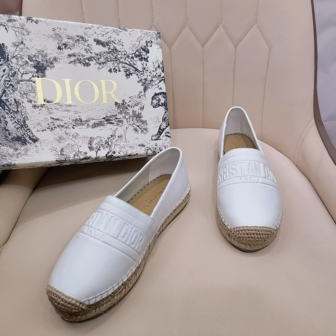 Dior Granville Espadrilles In White Embossed Lambskin