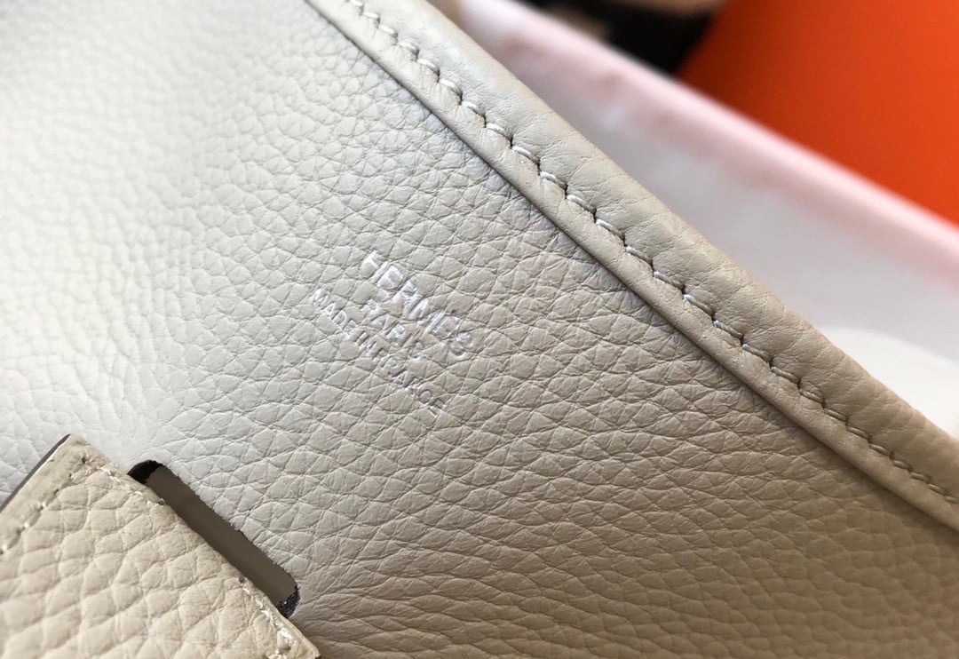 Hermes Evelyne III 29 Bag In Beton Clemence Leather