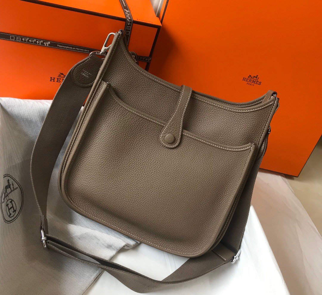 Hermes Evelyne III 29 Bag In Taupe Clemence Leather