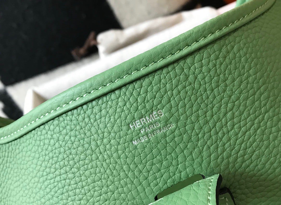 Hermes Evelyne III 29 Bag In Vert Criquet Clemence Leather