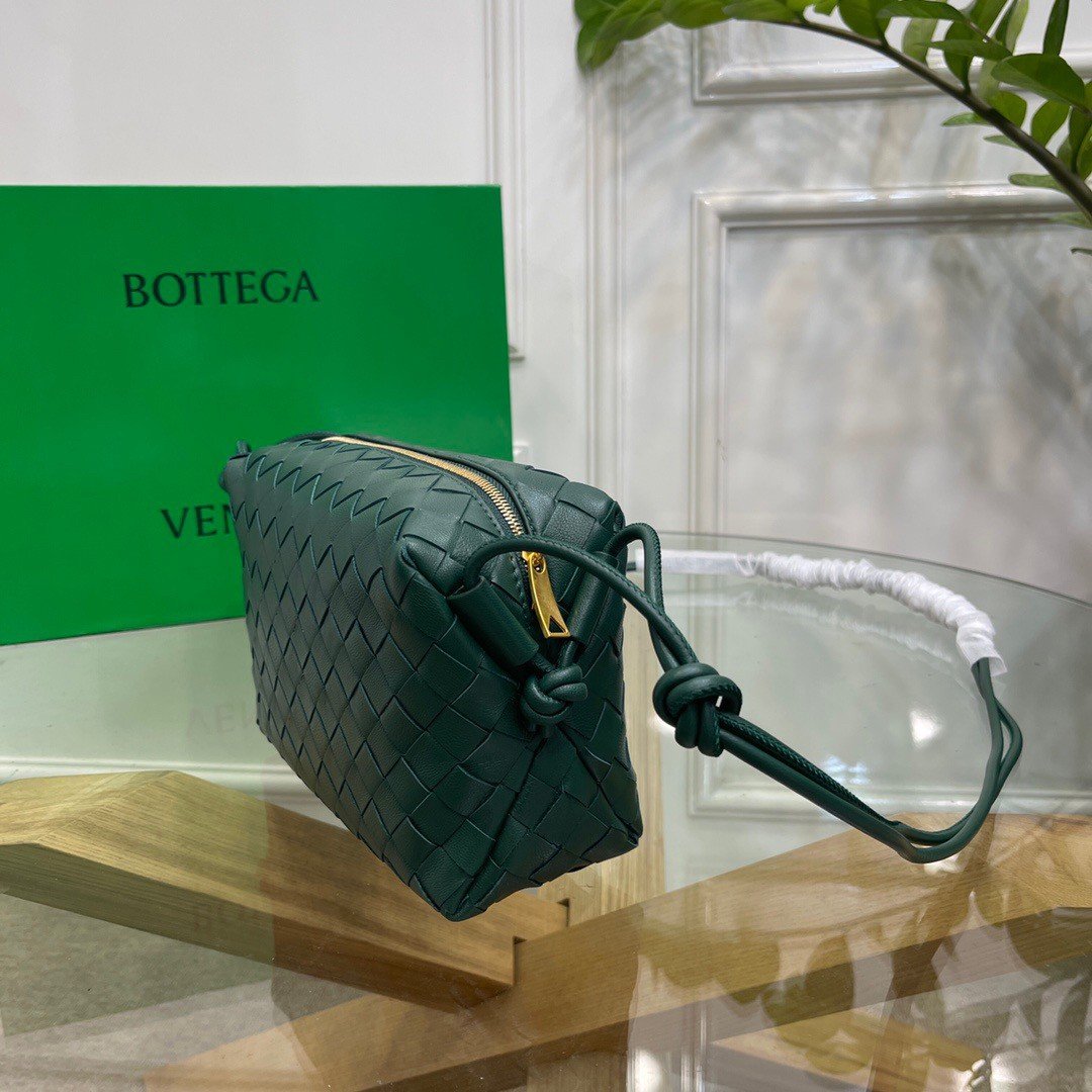 Bottega Veneta Loop Small Bag In Raintree Intrecciato Lambskin