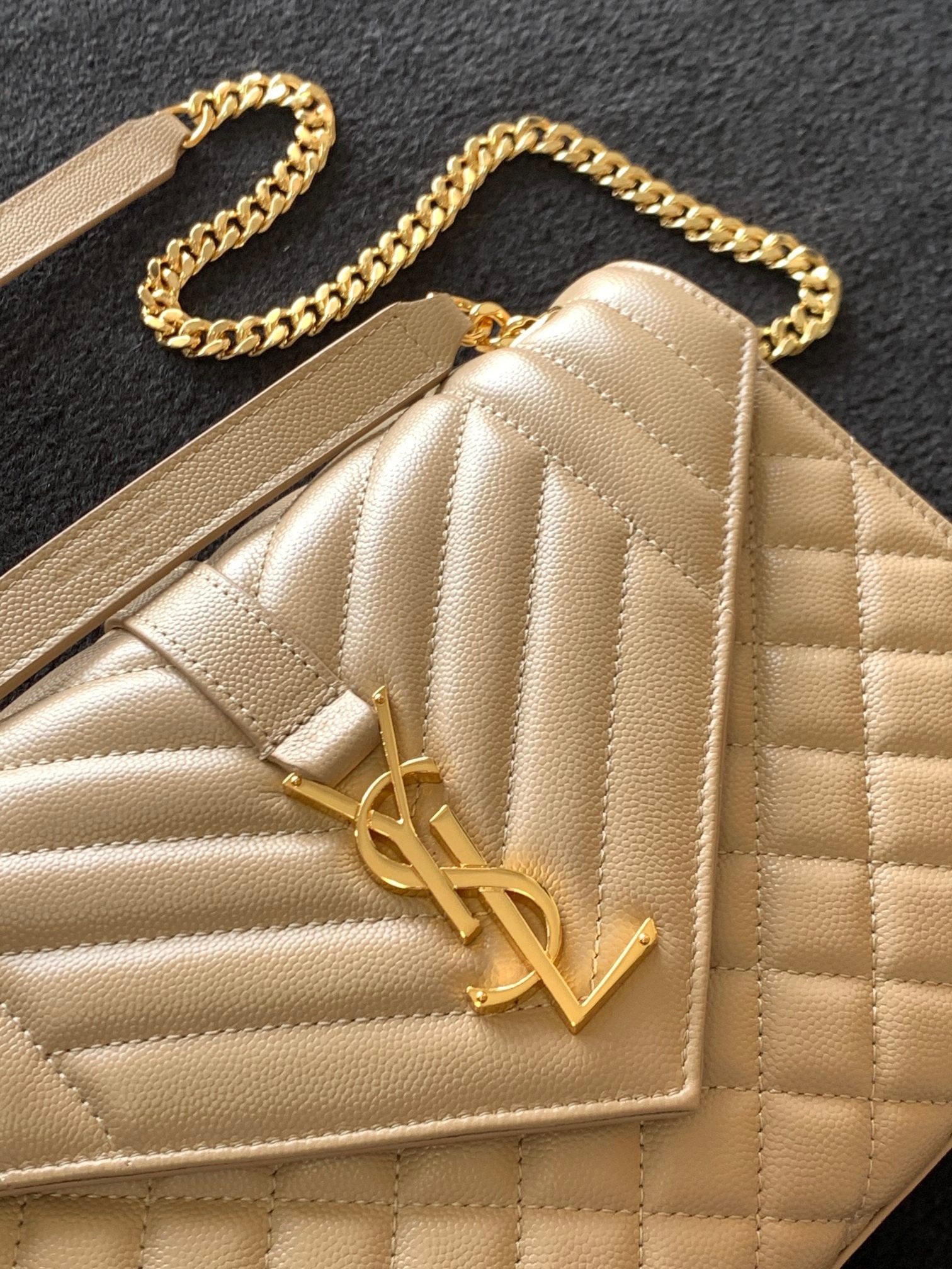 Saint Laurent Envelope Medium Bag In Beige Matelasse Grained Leather