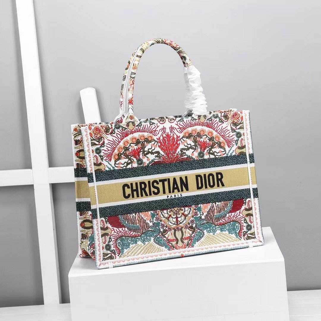 Dior Medium Book Tote Bag In Heart Lights Dior Embroidery