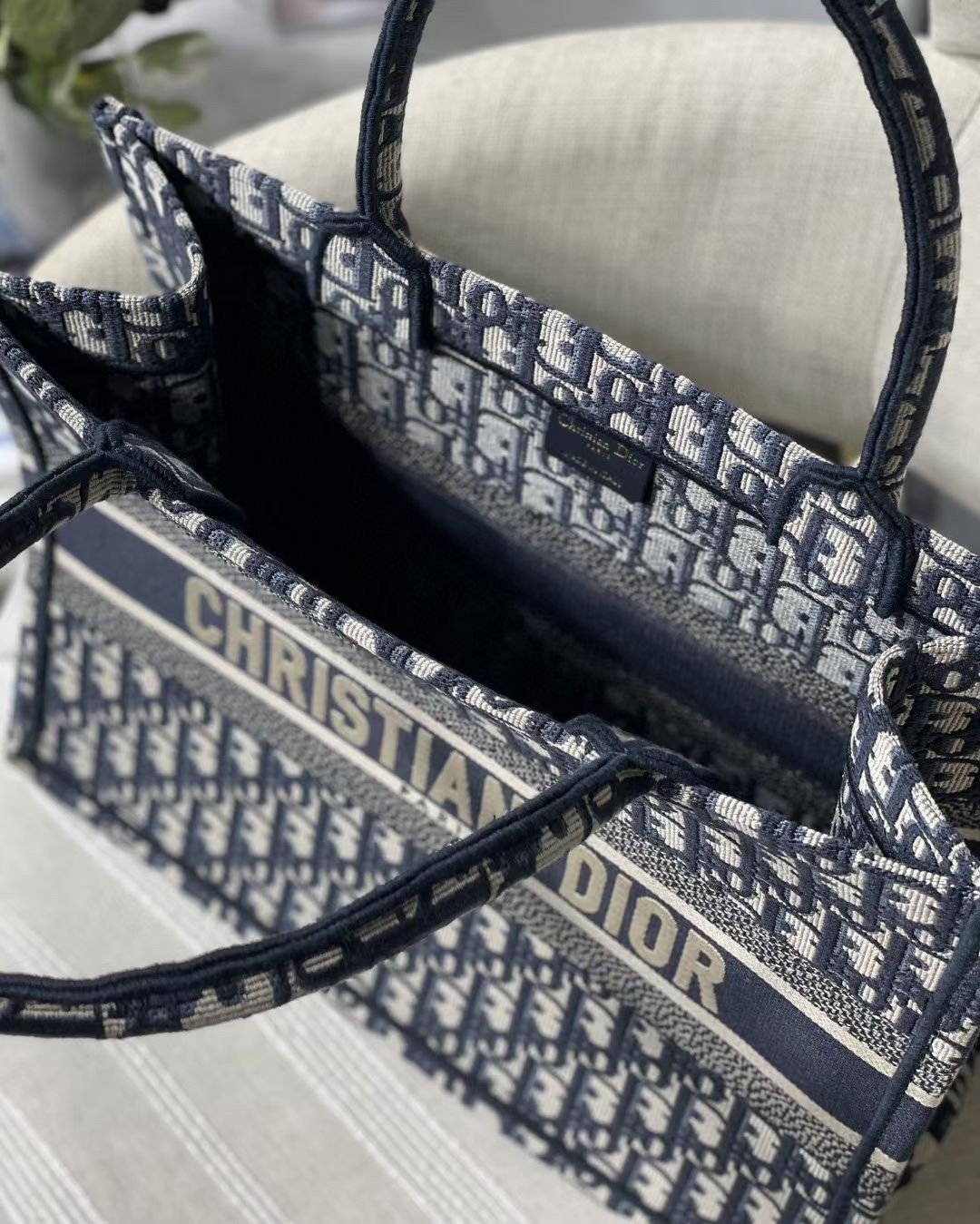 Dior Medium Book Tote Bag In Blue Dior Oblique Embroidery