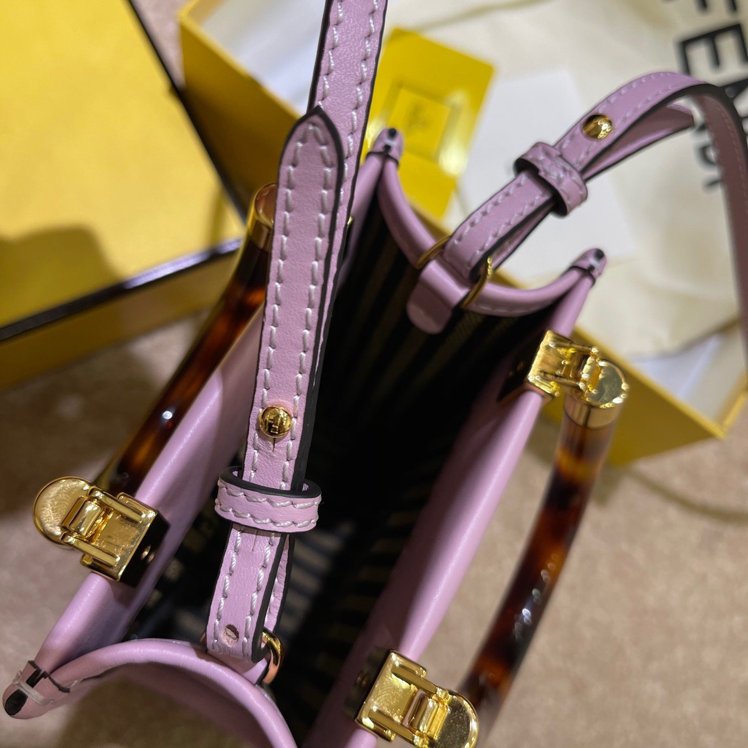 Fendi Mini Sunshine Shopper Bag In Lilas Leather