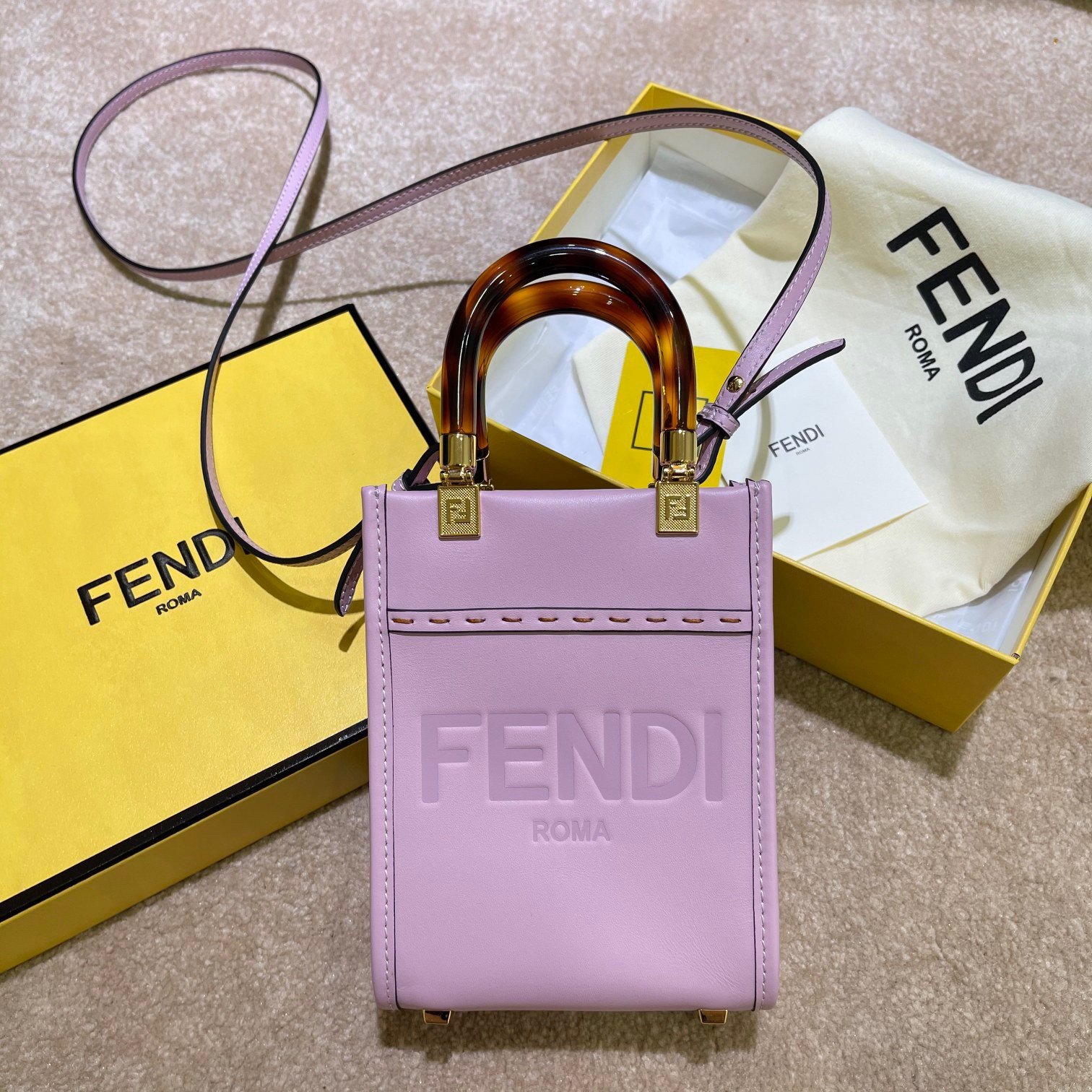 Fendi Mini Sunshine Shopper Bag In Lilas Leather