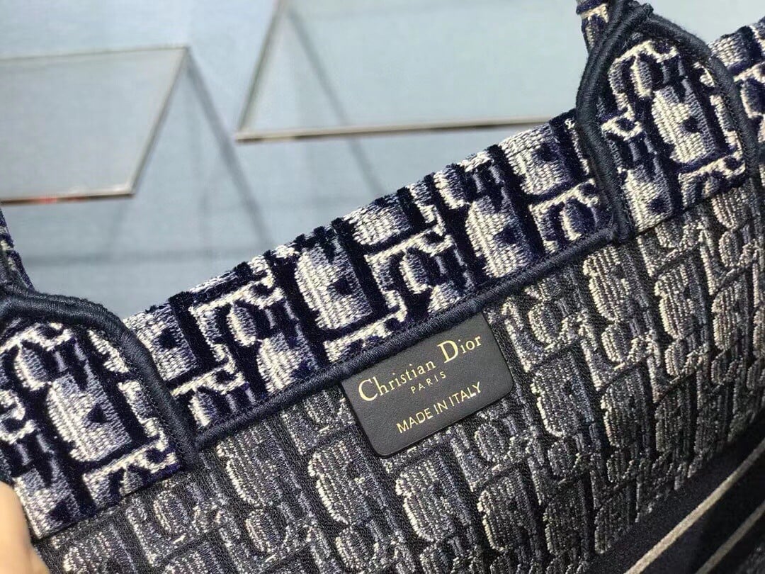 Dior Medium Book Tote Bag In Blue Velvet Oblique Embroidered