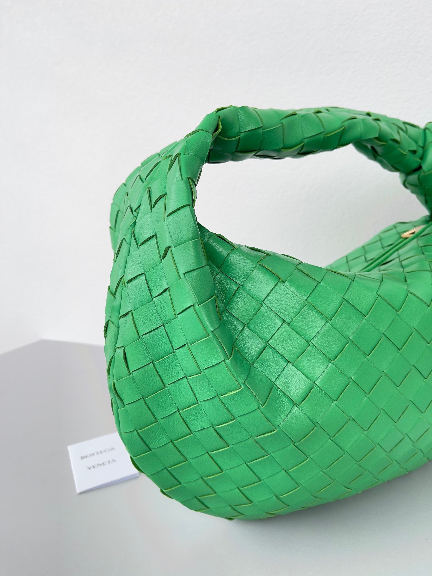 Bottega Veneta BV Jodie Teen Bag In Parakeet Intrecciato Lambskin